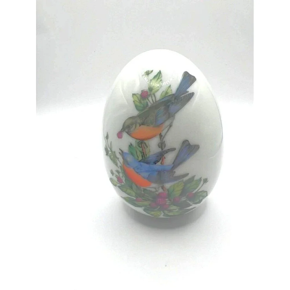 Avon Porcelain Egg – “Summer’s Song” – Vintage Collectible